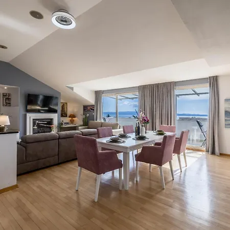 Apartman Urban Utopia Penthouse With Private Parking