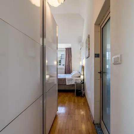 Daire Urban Utopia Penthouse With Private Parking *